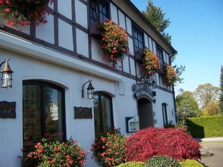 Bb Landhotel Huetter Meschede Eksteriør billede
