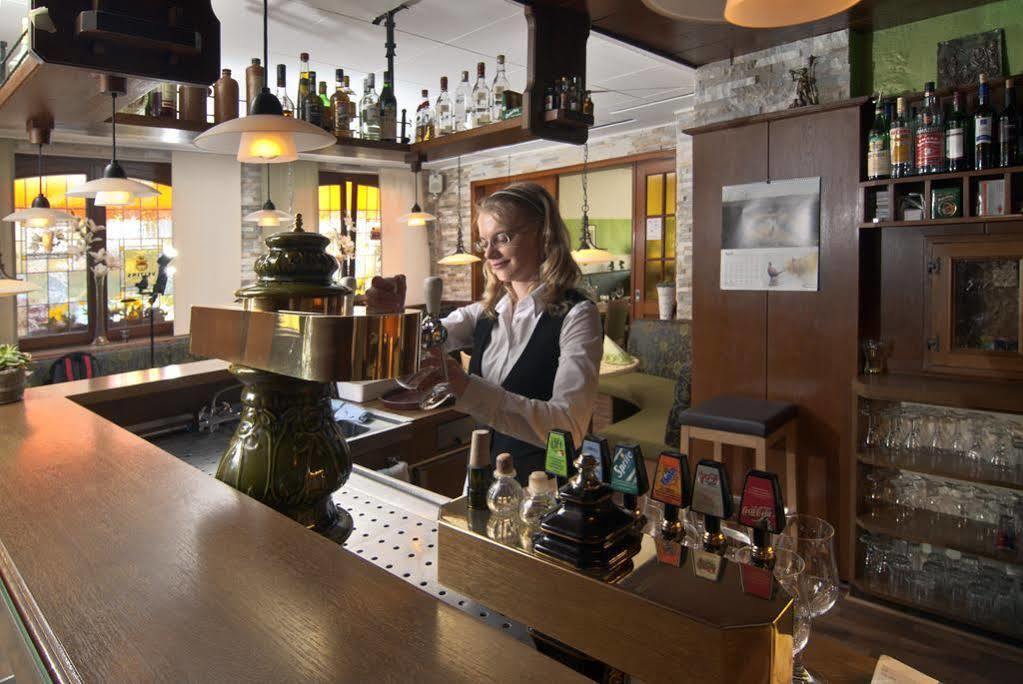 Bb Landhotel Huetter Meschede Eksteriør billede